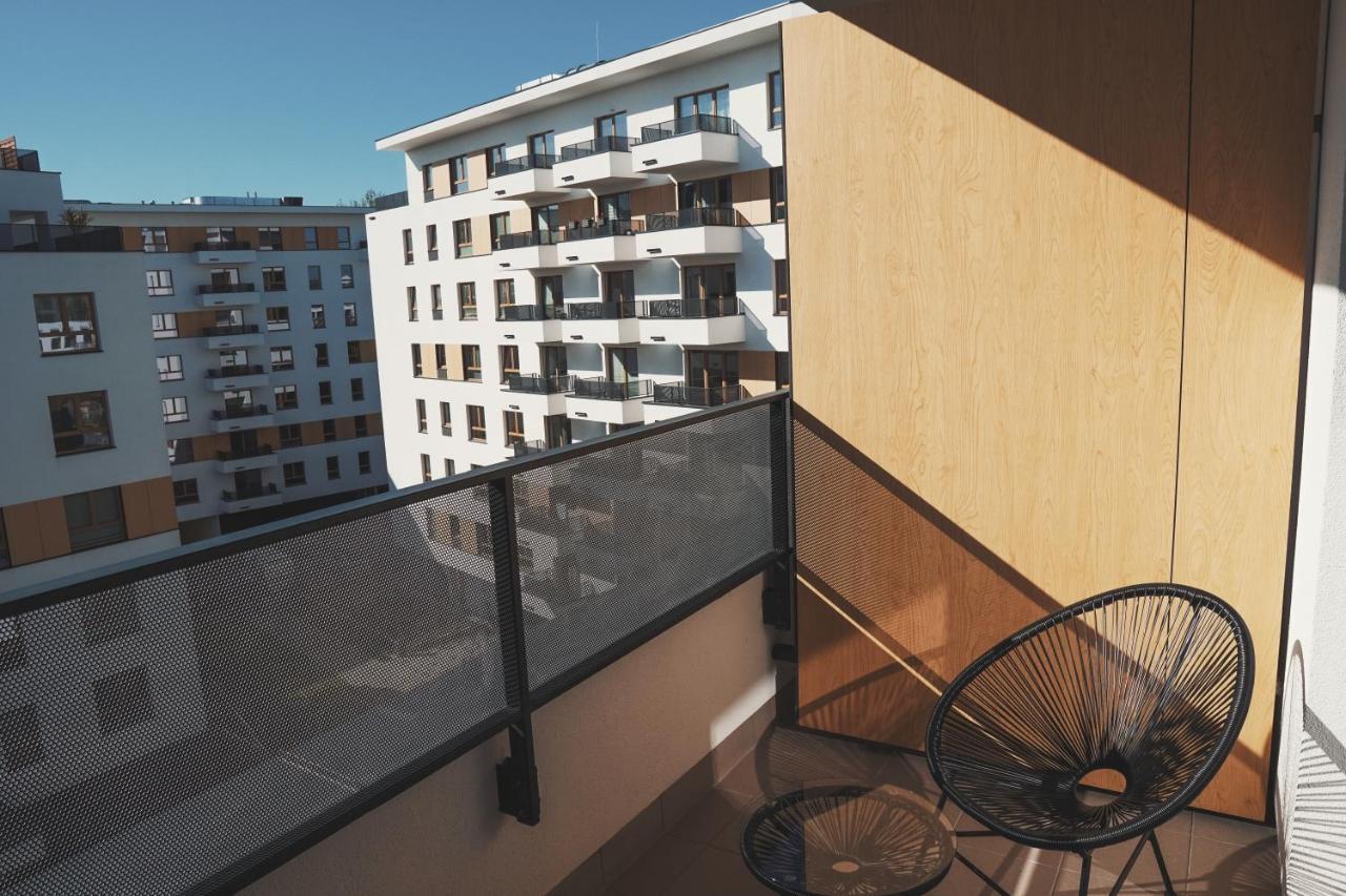 Vizzit Us Premium Apartments Warszawa Exteriör bild
