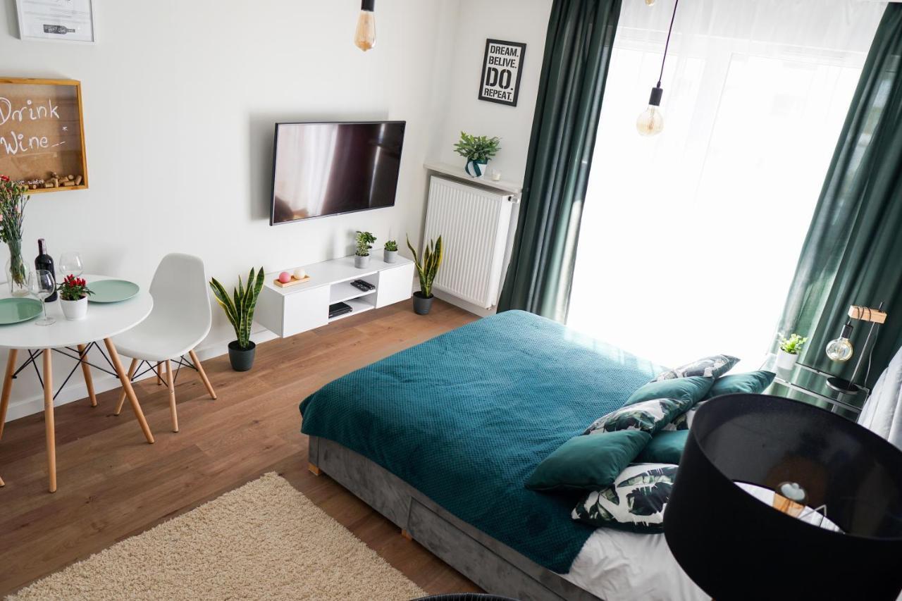 Vizzit Us Premium Apartments Warszawa Exteriör bild
